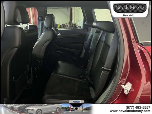Used 2022 Jeep Grand Cherokee Laredo X image 12