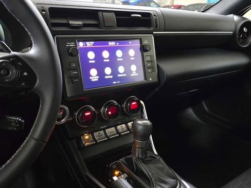 Used 2023 Toyota GR86 image 28