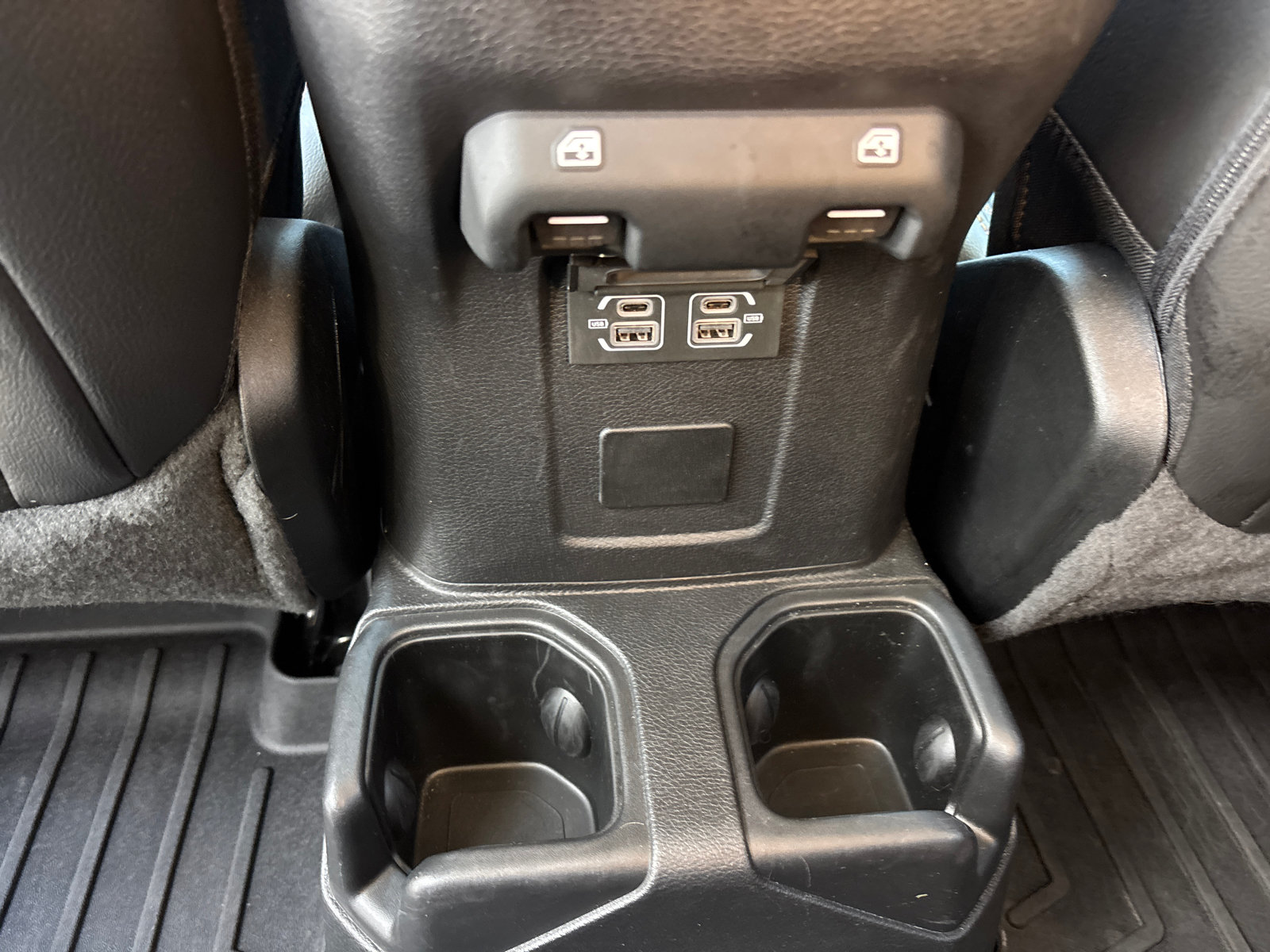 Used 2022 Jeep Gladiator Overland AWD/4WD image 29