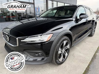 Used 2024 Volvo V60 B5 Cross Country Plus