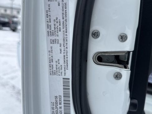 Used 2023 RAM 2500 Big Horn w/ Level 1 Equipment Group image 14