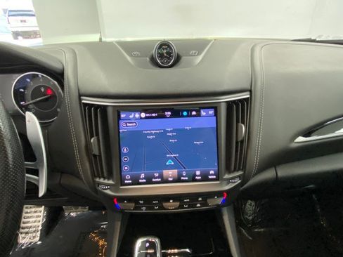 Used 2022 Maserati Levante Modena image 28