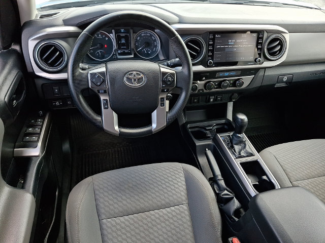 Used 2022 Toyota Tacoma SR5 AWD/4WD image 11
