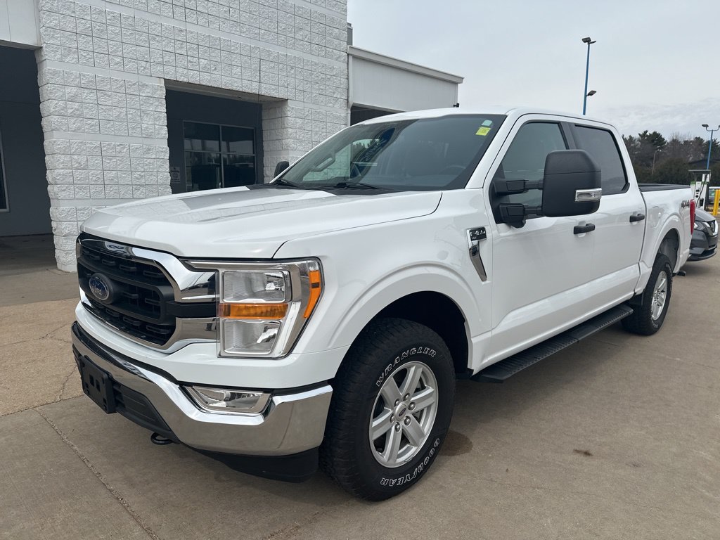 Used 2021 Ford F150 XLT w/ Equipment Group 301A Mid AWD/4WD image 3