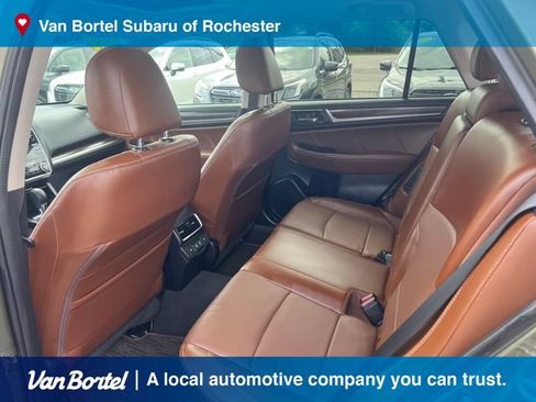 Used 2019 Subaru Outback 2.5i Touring AWD/4WD image 25