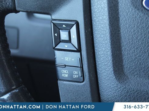 Used 2011 Ford F150 XLT w/ XLT Chrome Pkg image 9