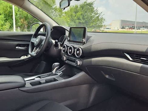Used 2023 Nissan Sentra SV FWD image 18