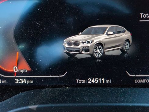 Used 2021 BMW X4 xDrive30i w/ M Sport Package AWD/4WD image 14