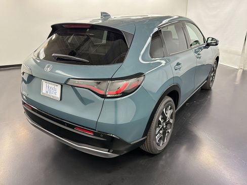 New 2026 Honda HR-V EX-L image 9