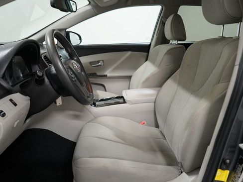 Used 2013 Toyota Venza LE FWD image 11