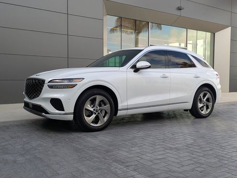 Used 2026 Genesis GV70 2.5T Advanced image 2