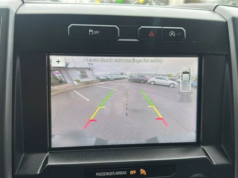 Used 2018 Ford F150 XLT w/ Equipment Group 302A Luxury AWD/4WD image 14