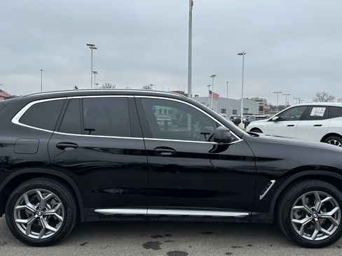 Used 2024 BMW X3 xDrive30i w/ Premium Package image 11