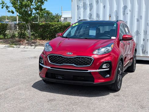 Used 2022 Kia Sportage EX w/ EX Technology Package FWD image 7