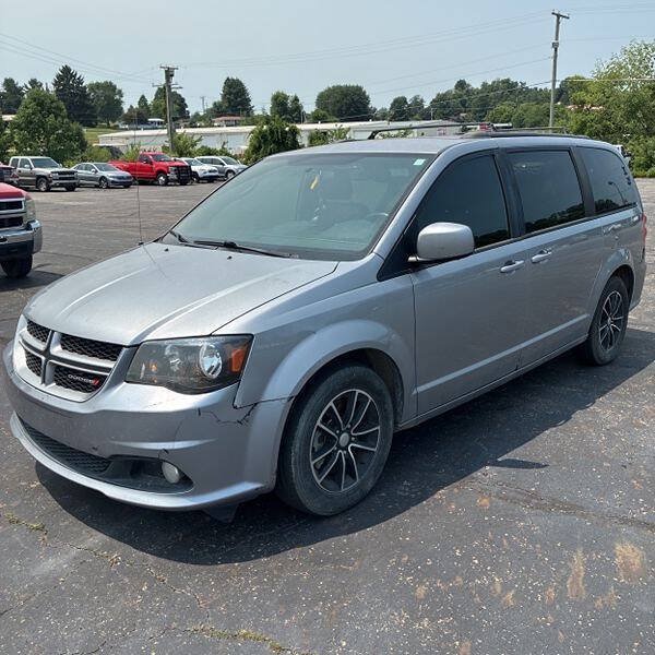 Used 2018 Dodge Grand Caravan GT FWD image 2
