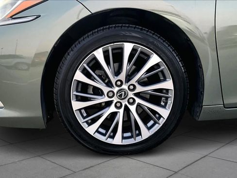 Used 2019 Lexus ES 350 image 10