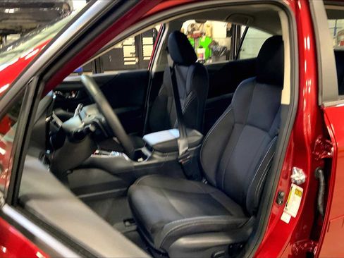 Used 2025 Subaru Legacy Premium image 9