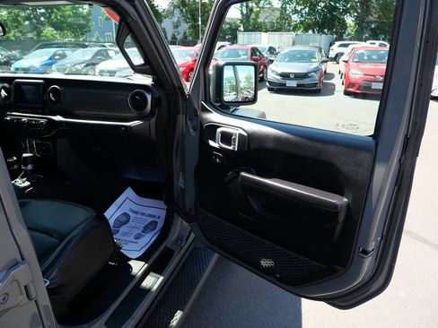 Used 2020 Jeep Wrangler Unlimited Sport S AWD/4WD image 22
