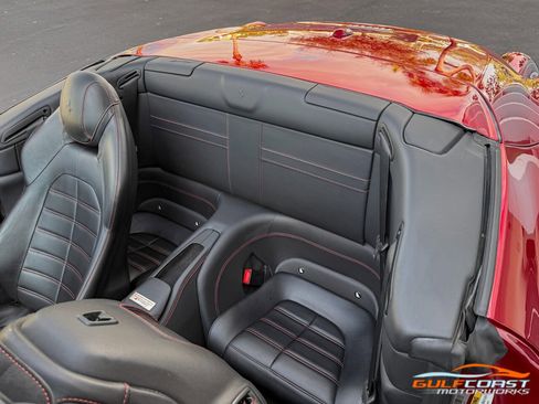 Used 2016 Ferrari California T image 24