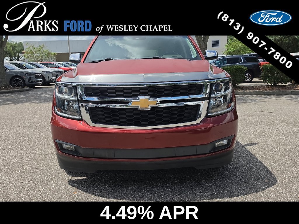 Used 2017 Chevrolet Suburban LT w/ Luxury Package RWD image 3