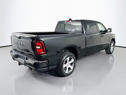 New 2026 RAM 1500 Express AWD/4WD image 7
