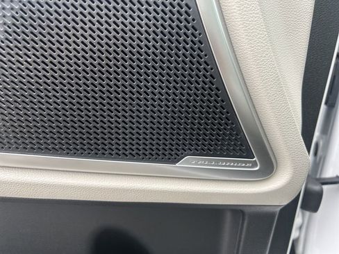 Certified 2023 Kia Telluride EX image 18