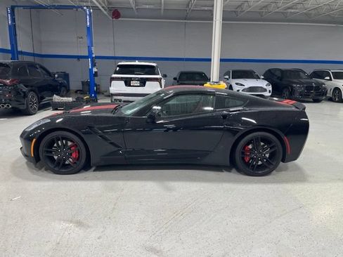 Used 2016 Chevrolet Corvette Stingray Coupe w/ 2LT Preferred Equipment Group RWD image 4
