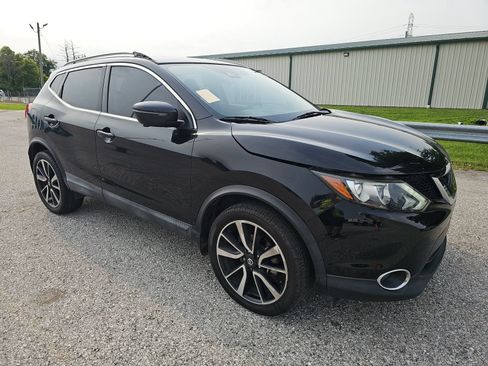 Used 2019 Nissan Rogue Sport SL FWD image 4