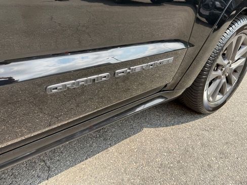 Used 2019 Jeep Grand Cherokee High Altitude AWD/4WD image 28
