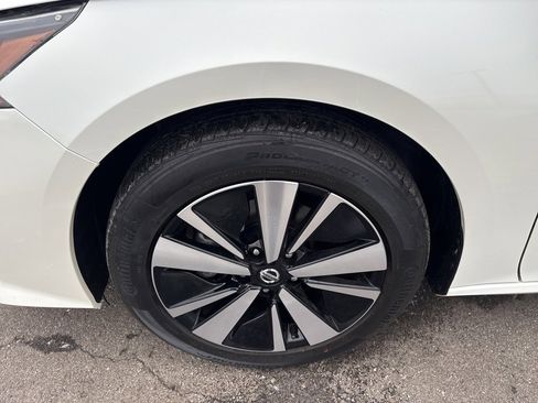 Used 2022 Nissan Altima 2.5 SV image 8