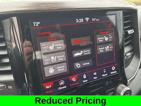 Used 2020 RAM 1500 Laramie image 25