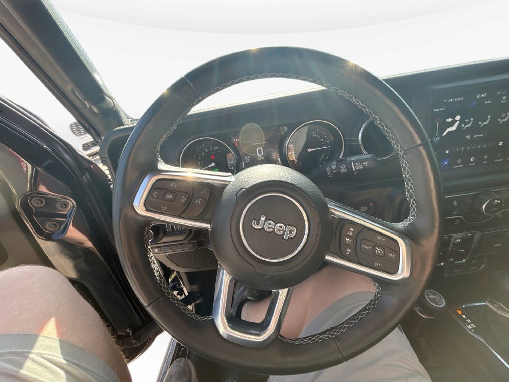 Used 2021 Jeep Wrangler Unlimited Sahara w/ Cold Weather Group AWD/4WD image 11