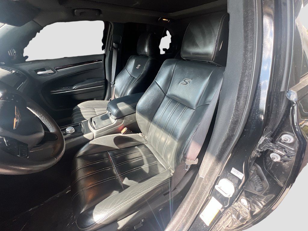 Used 2022 Chrysler 300 S RWD image 22