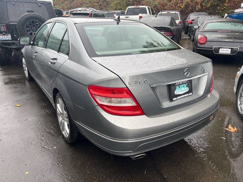 Used 2008 Mercedes-Benz C 300 Sedan image 2