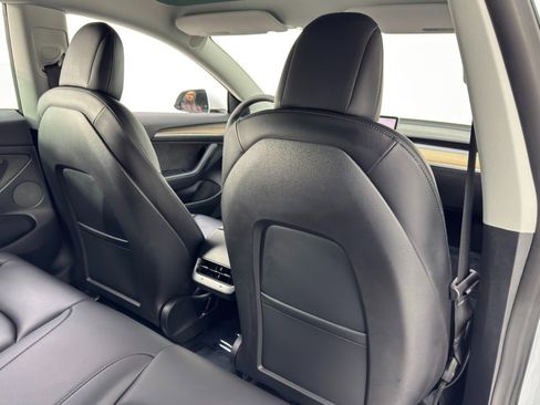 Used 2022 Tesla Model 3 image 36