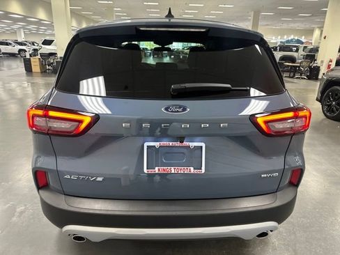 Used 2023 Ford Escape Active AWD/4WD image 6