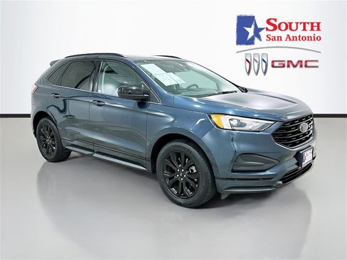 Used 2022 Ford Edge SE w/ Black Appearance Package image 1