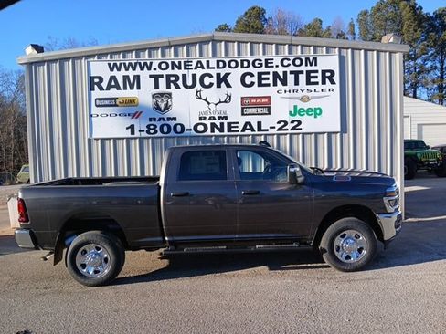 New 2026 RAM 2500 Tradesman AWD/4WD image 2