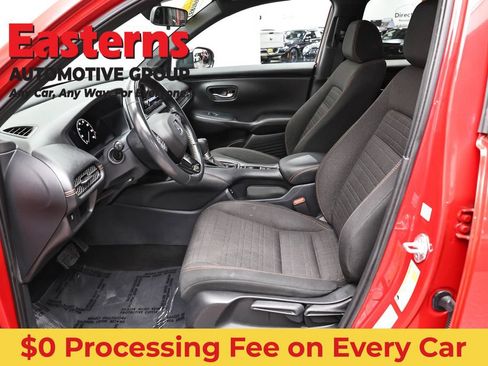 Used 2025 Honda HR-V Sport image 14