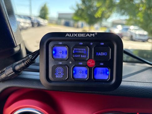 Used 2021 Jeep Wrangler 4WD Rubicon image 24
