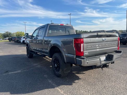 Used 2022 Ford F250 Lariat w/ Tremor Off-Road Package image 8