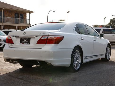 Used 2011 Lexus LS 460 4dr Sedan RWD image 16