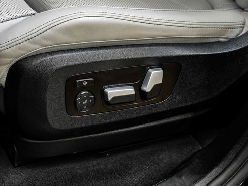 Used 2023 BMW X5 xDrive40i w/ M Sport Package image 36