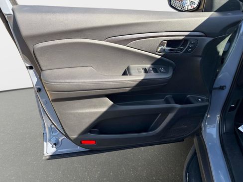 Used 2023 Honda Ridgeline RTL image 18