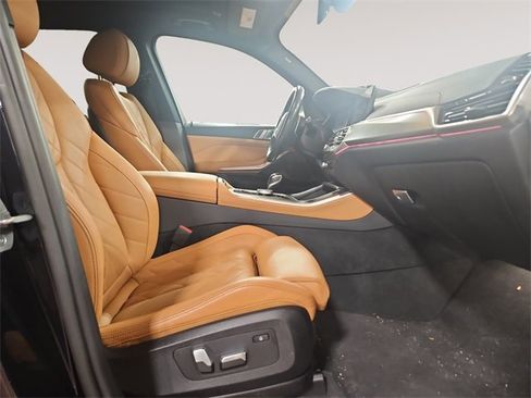 Certified 2023 BMW X5 xDrive40i w/ M Sport Package image 15