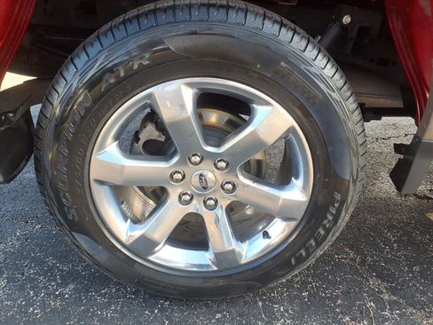 Used 2022 Ford F150 Lariat w/ Max Trailer Tow Package image 28