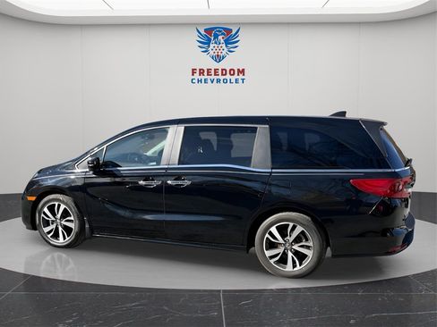 Used 2022 Honda Odyssey Touring image 3