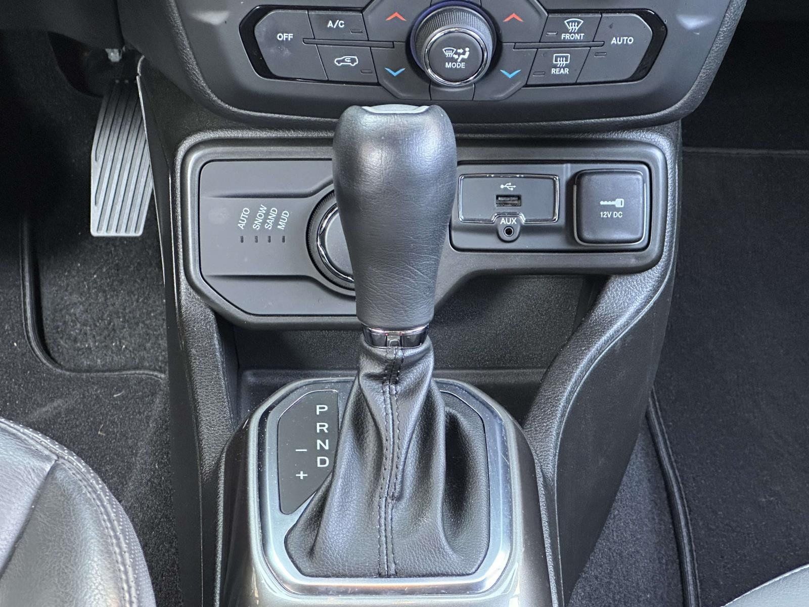 Used 2020 Jeep Renegade Limited AWD/4WD image 21