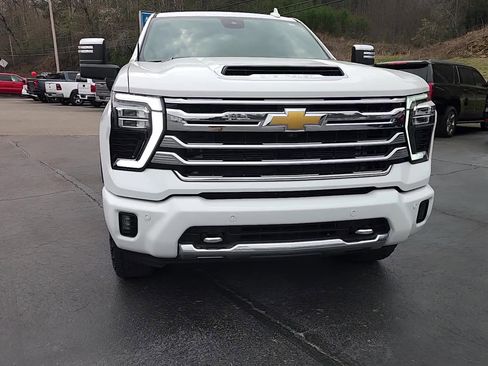 Used 2024 Chevrolet Silverado 2500 High Country image 7