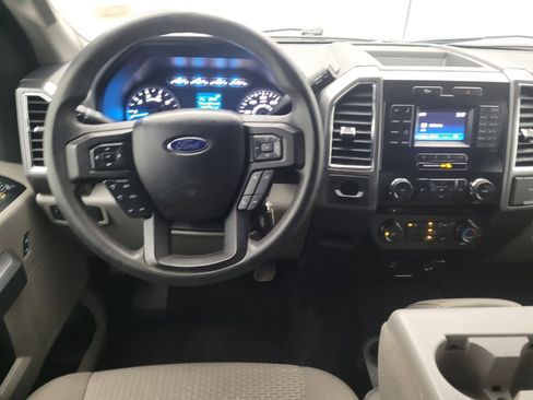 Used 2016 Ford F150 XLT image 22